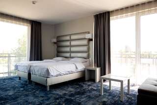 Курортные отели Ferry Resort Мельно Двухместный номер Делюкс с 1 кроватью или 2 отдельными кроватями-2